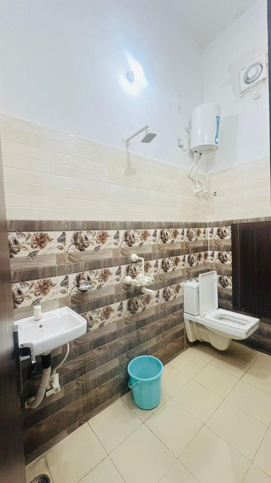 Hotel Rudra Residency Near Railway Station Mathura Εξωτερικό φωτογραφία