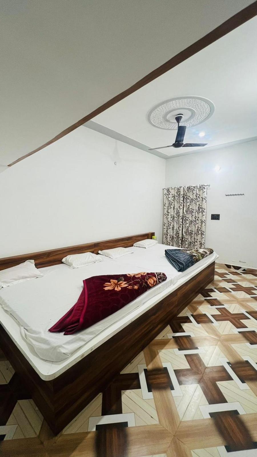 Hotel Rudra Residency Near Railway Station Mathura Εξωτερικό φωτογραφία